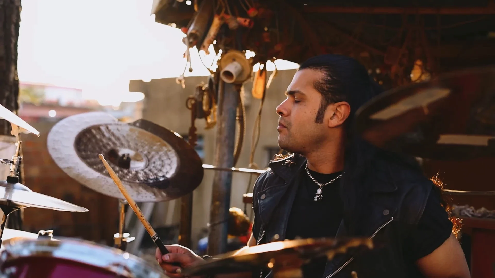Still do projeto 3 de Videoclipe "The Soylent" Steel Grinder