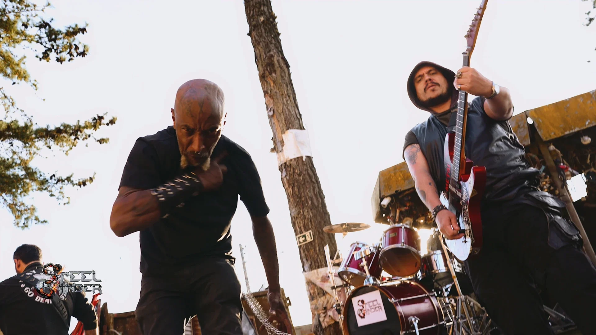 Videoclipe "The Soylent" Steel Grinder